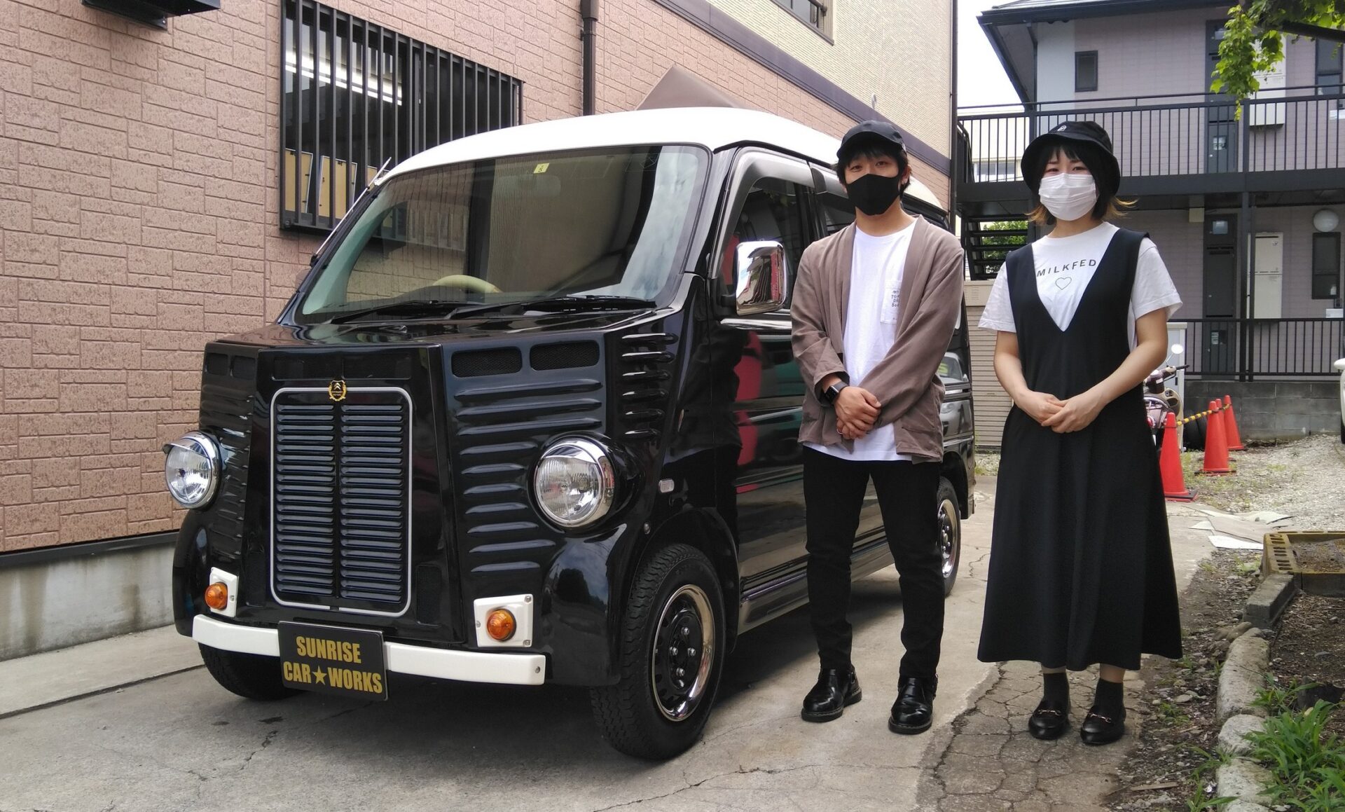 Nさん バモス・ホビオ シトロエンバン（フレンチバス）カスタム 納車